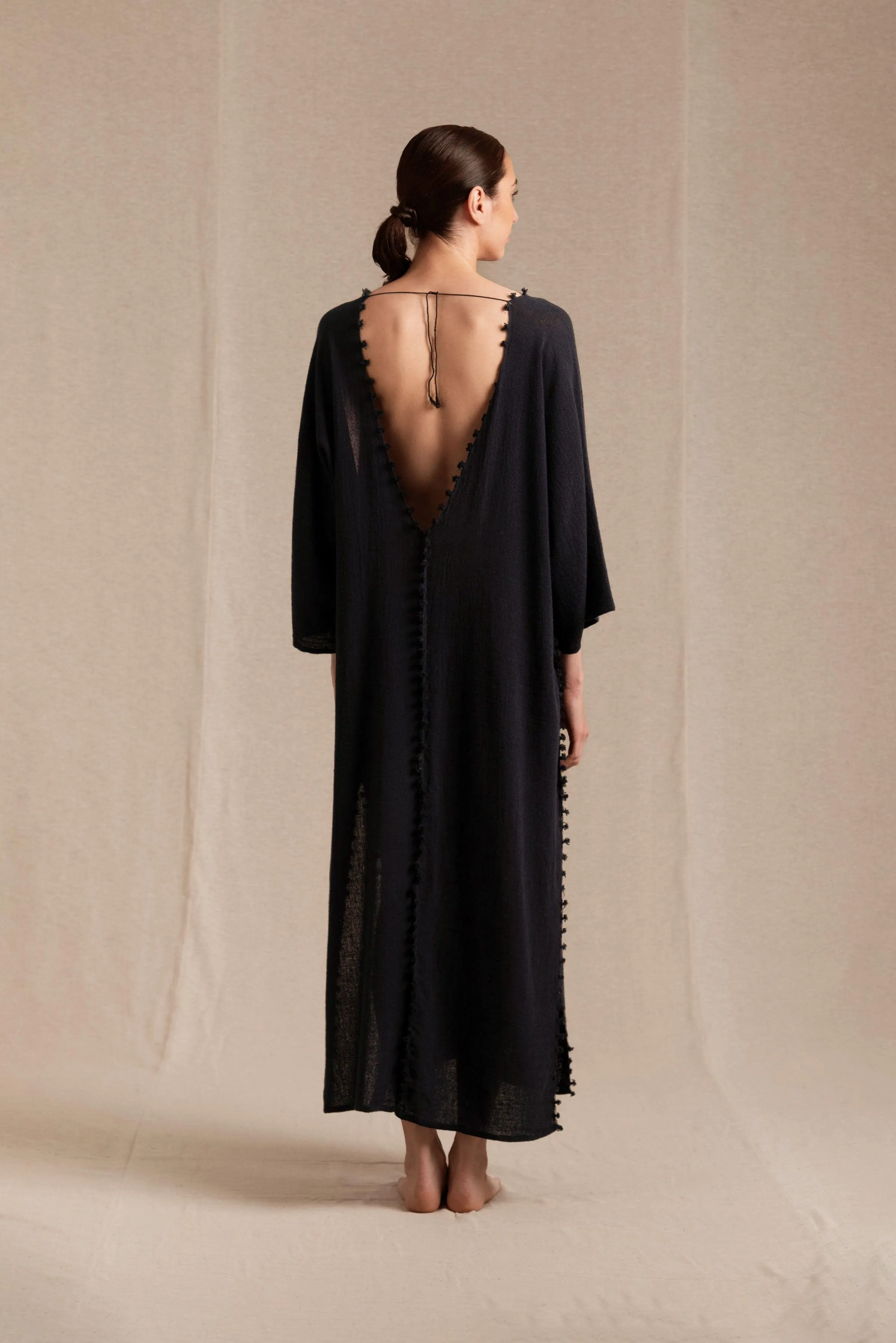 AKATEK DRESS - BLACK