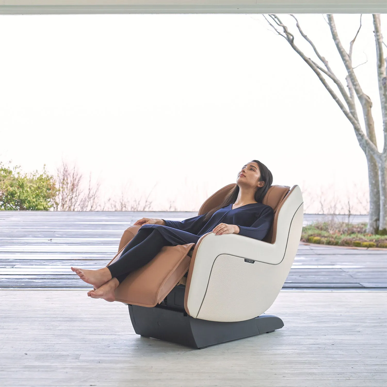 CirC   Zero Gravity SL Track Heated Massage Chair