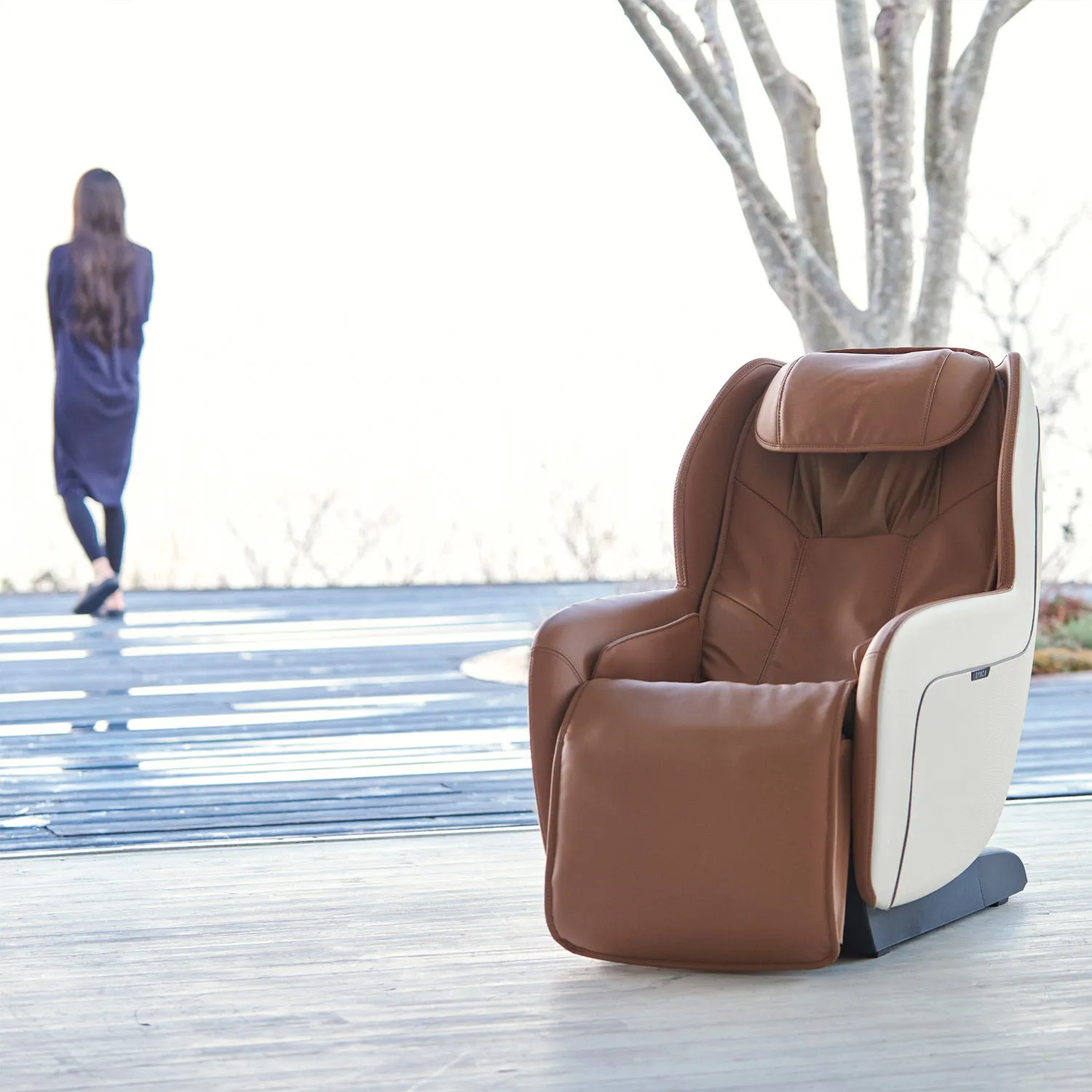 CirC   Zero Gravity SL Track Heated Massage Chair