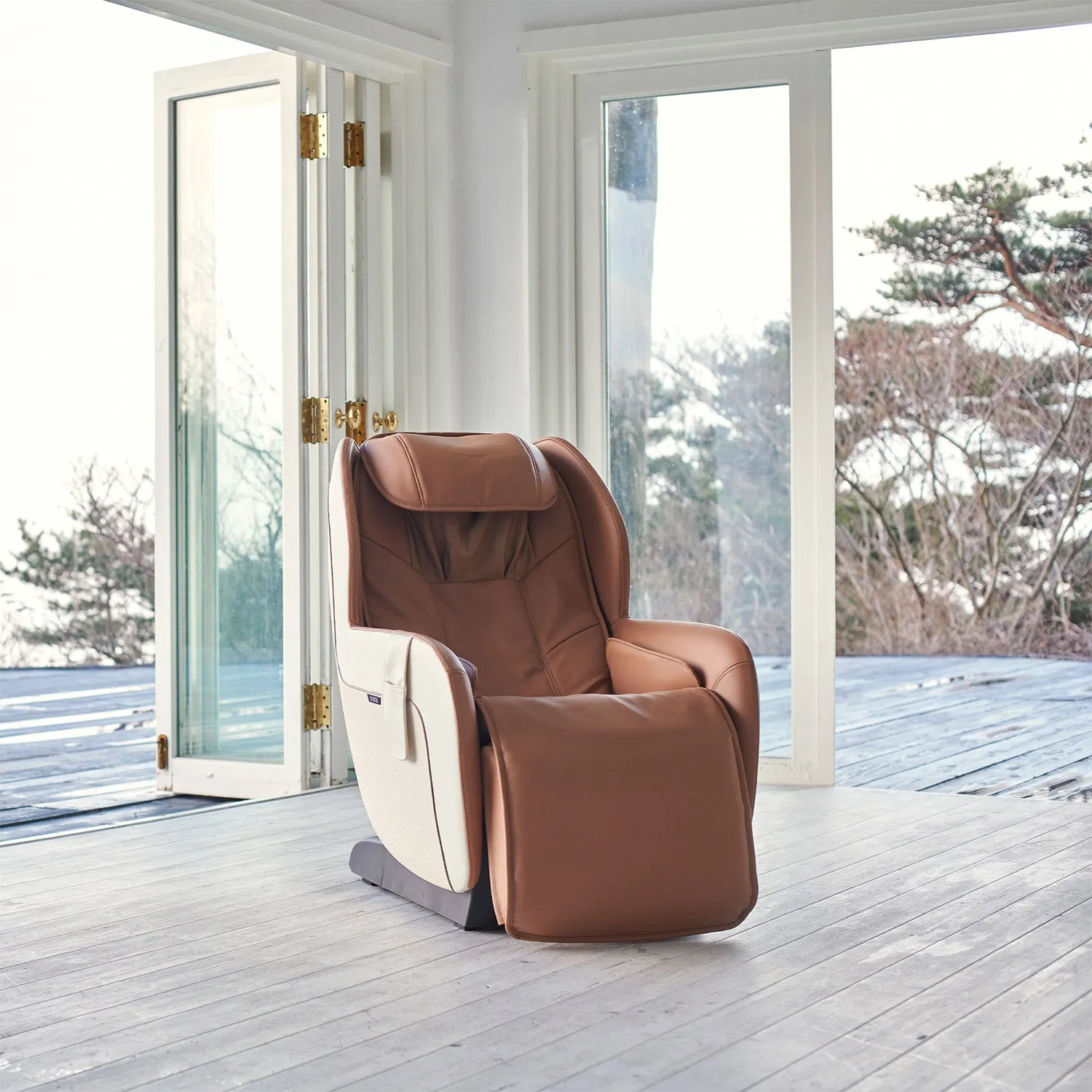 CirC   Zero Gravity SL Track Heated Massage Chair