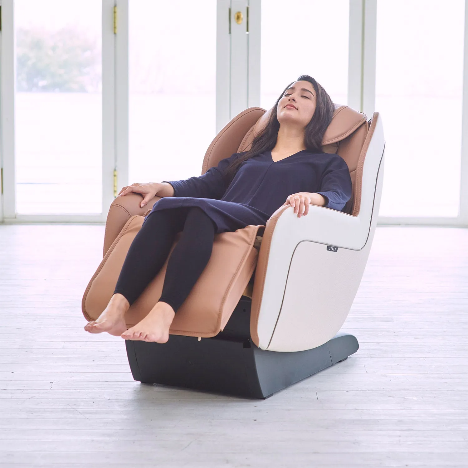 CirC   Zero Gravity SL Track Heated Massage Chair