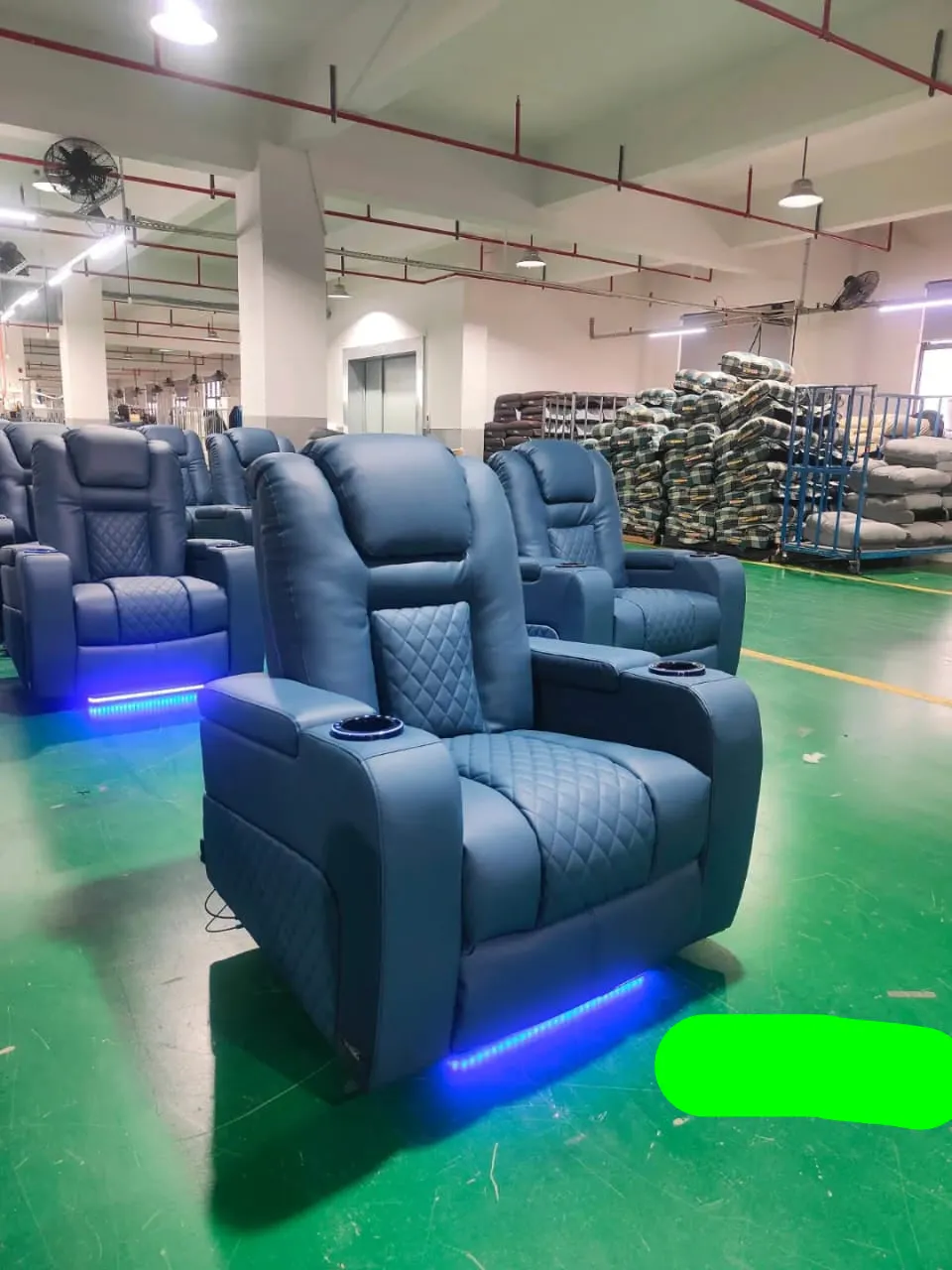 Electric Massage Recliner Chair (Cooling Cupholder)